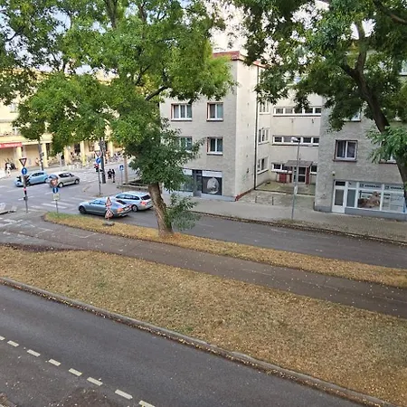 Manhattan * Bratislava